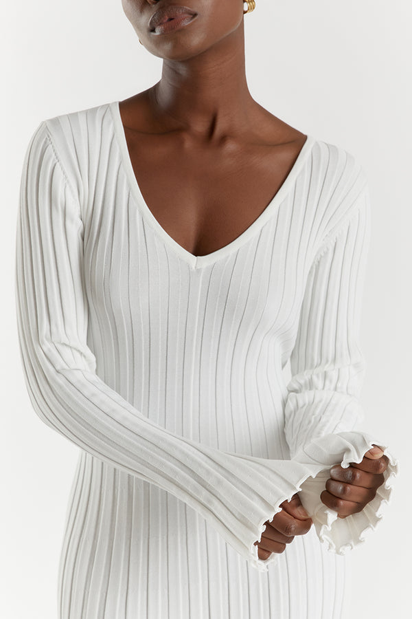 Sasha Timeless Knitted Midi Dress with V Neck and Sleeves Evening Wear Edit