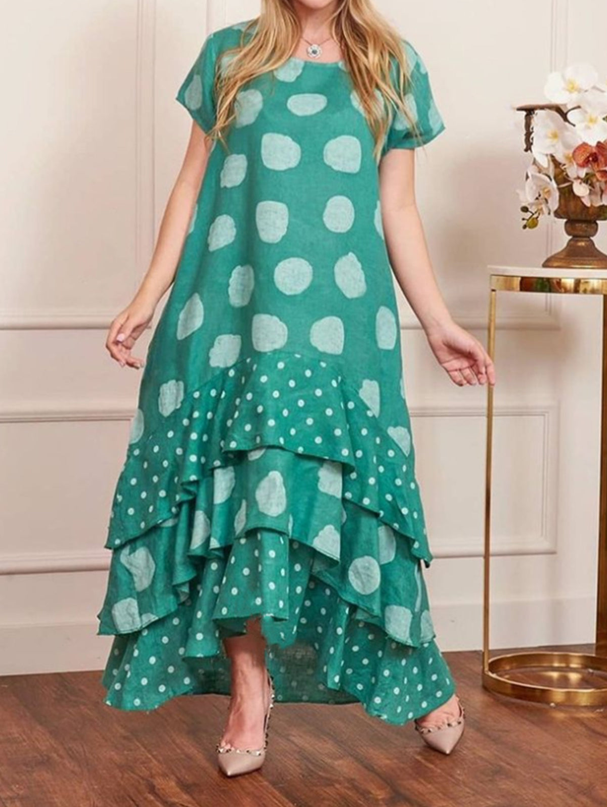 A Vintage Style Dress with Delicate Timeless Details