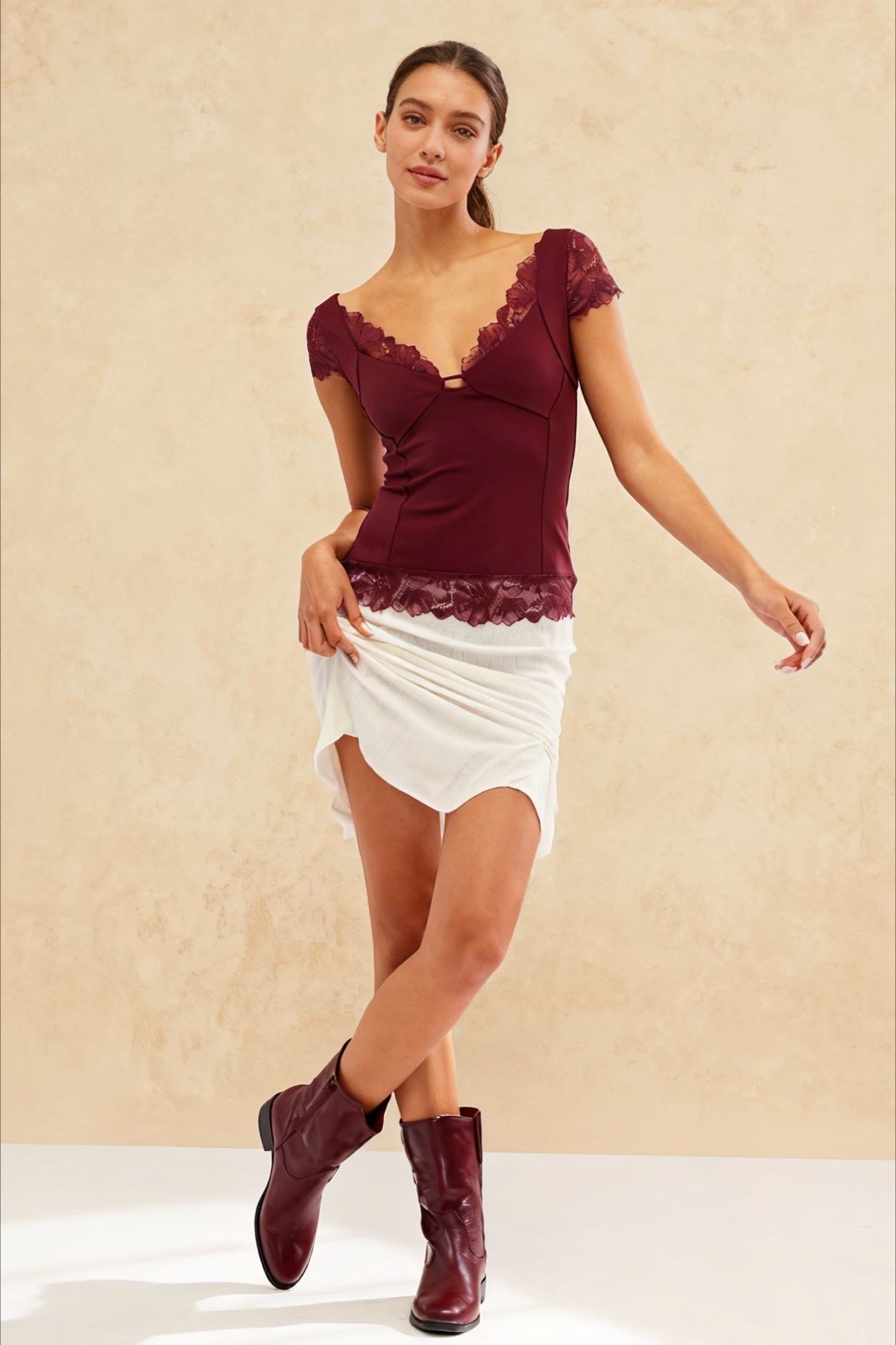 Vintage Tshirts V Neck Short Sleeve Backless Lace Patchwork Summer Party Slim Fit Tees Streetwear 2024 Crop Top