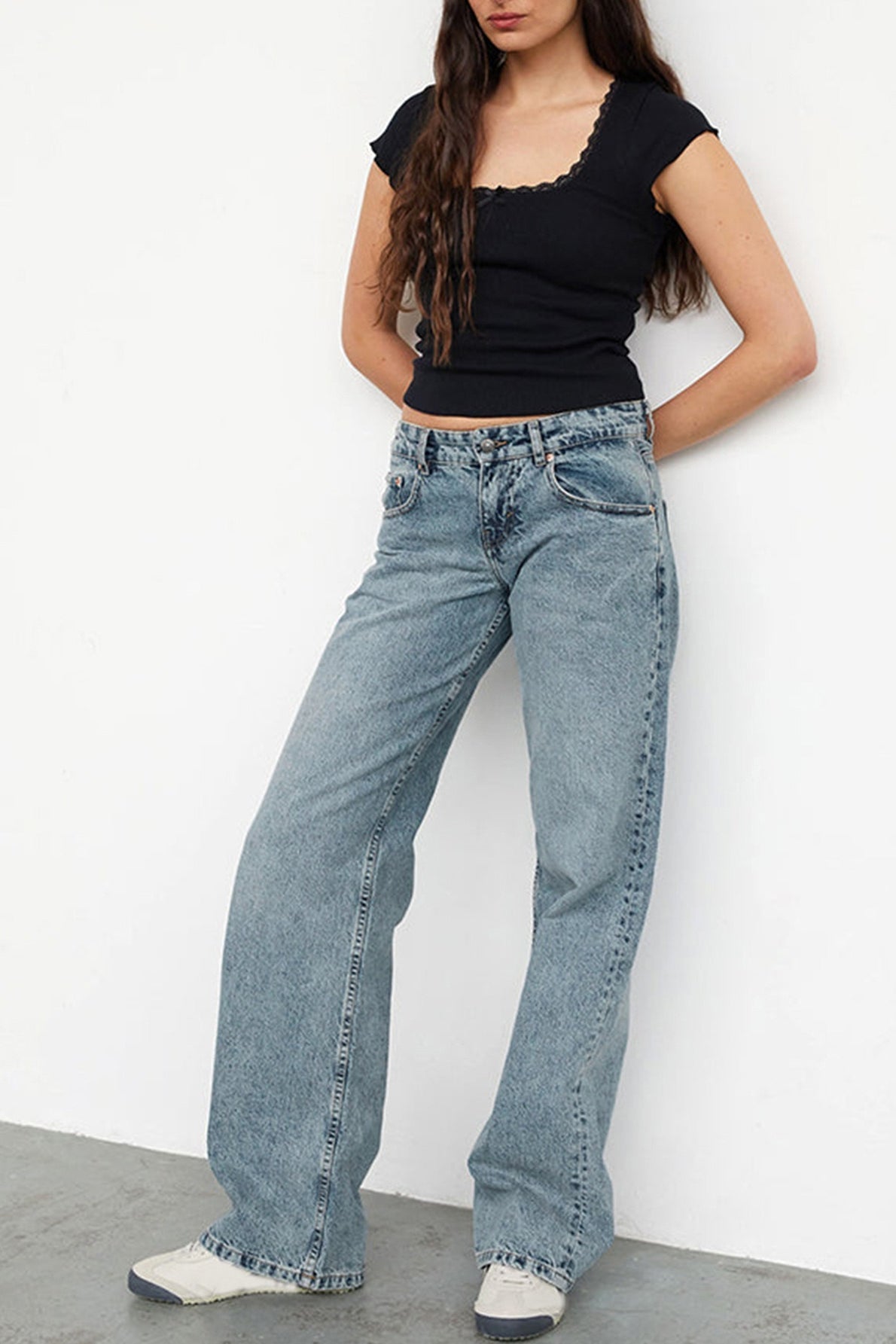 Classic Relaxed Fit Straight Leg Jeans