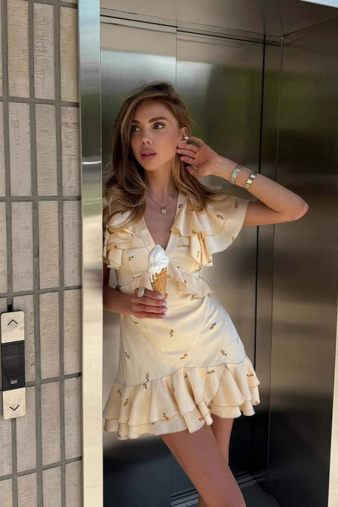 Elegant Ruffle Collar Waist Short Floral Dress