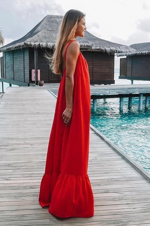 Gracefully Styled Dress for Any Occasion
