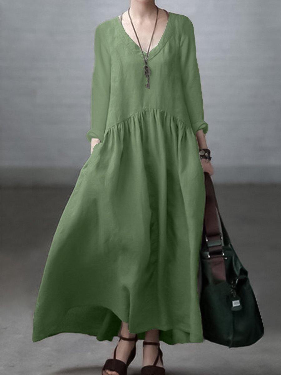 Beautifully Crafted Dress in a Classic Style