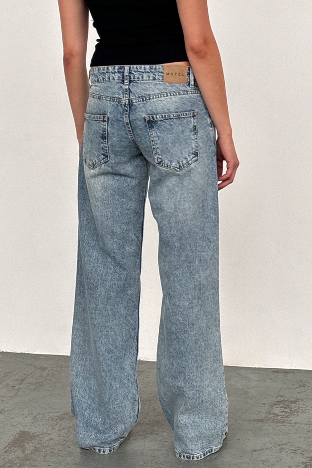 Classic Relaxed Fit Straight Leg Jeans