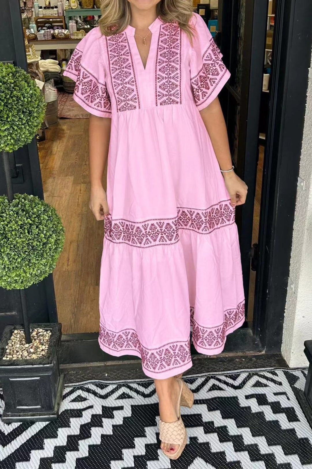 V Neck Short Sleeve Geometric Embroidery Tiered Midi Dress 3