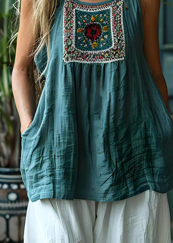 Beautifully Finished Top in a Timeless Design