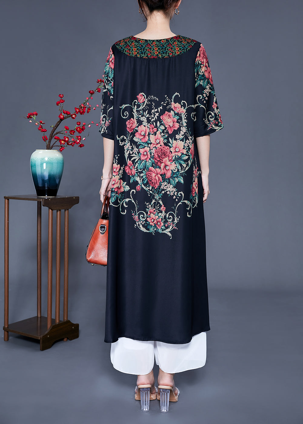 Classic Vintage & Enduringly Stylish Dress