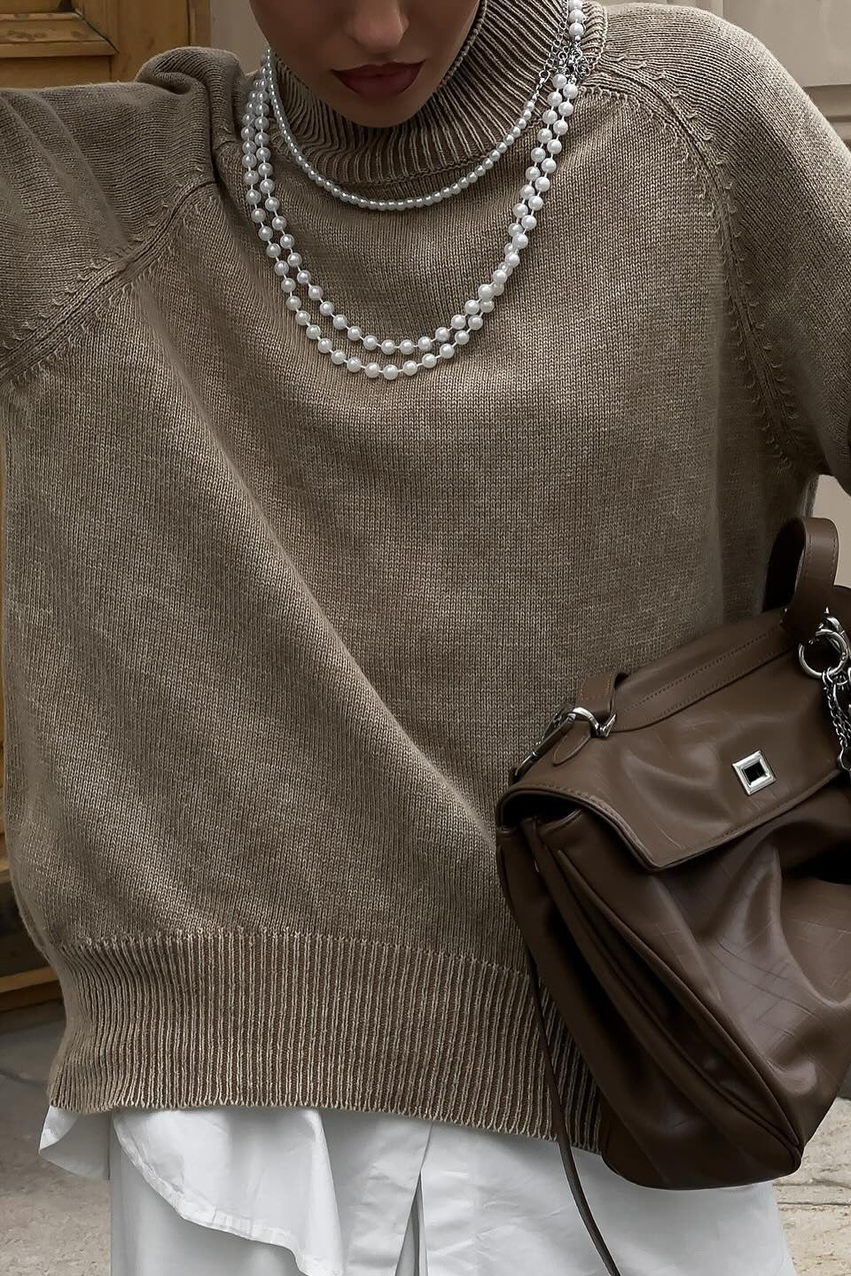 Thin Distressed Elegant High-End Knit Sweater