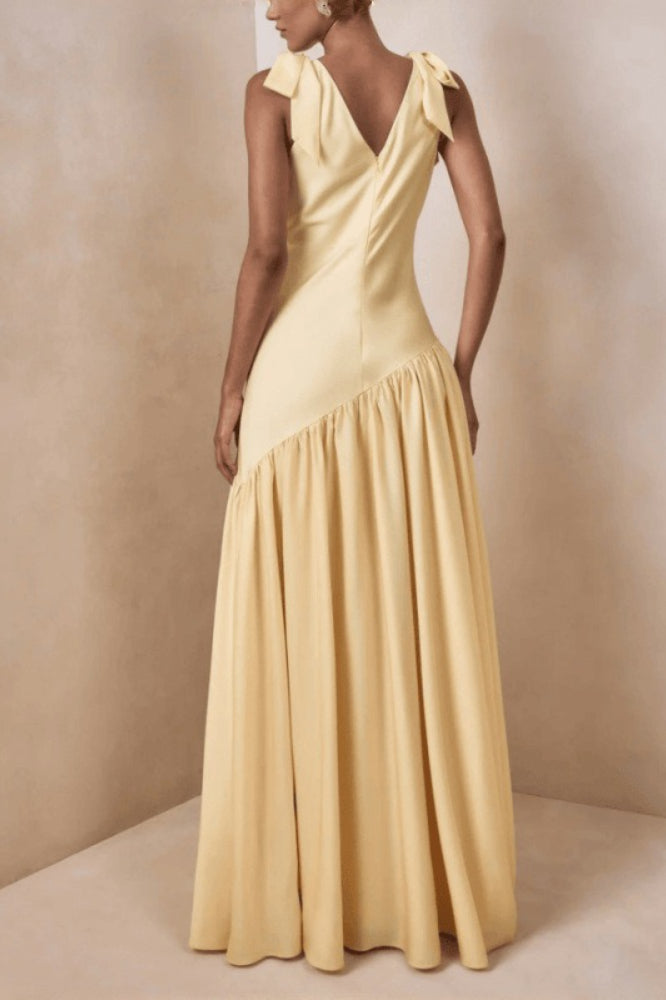 Elegant Bow Strap Fitted Flared Sleeveless Party Dress