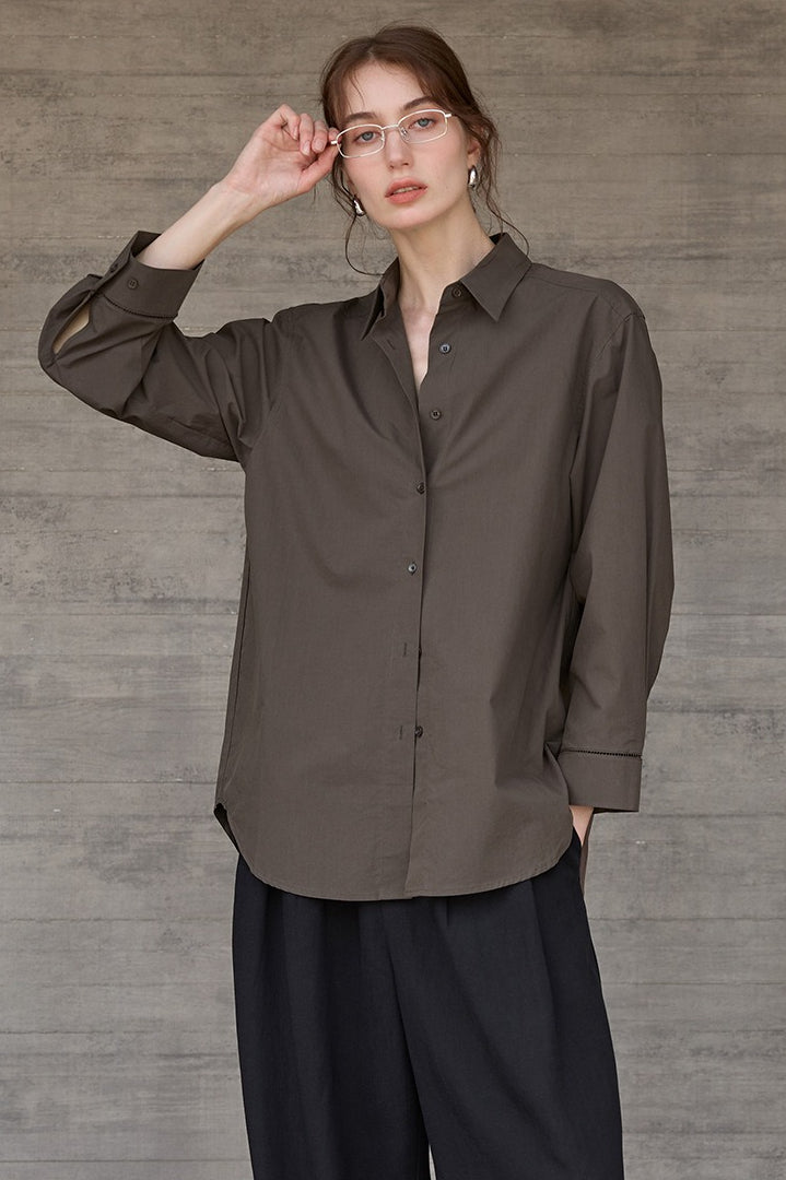 White High-Density Cotton Long-Sleeve Collared Blouse