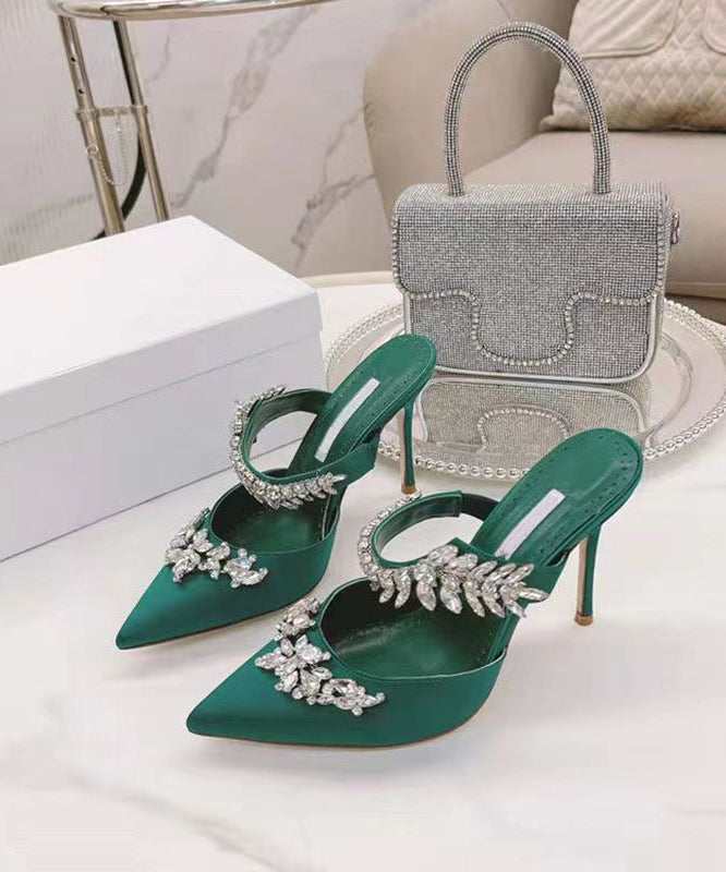 Graceful Orthopedic Sandals for Modern Look