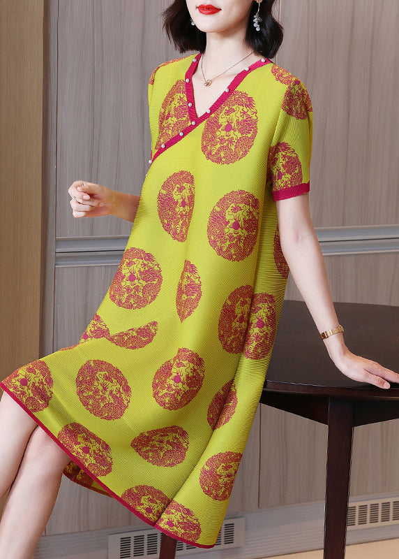 Classic Vintage Dress with a Flattering Fit