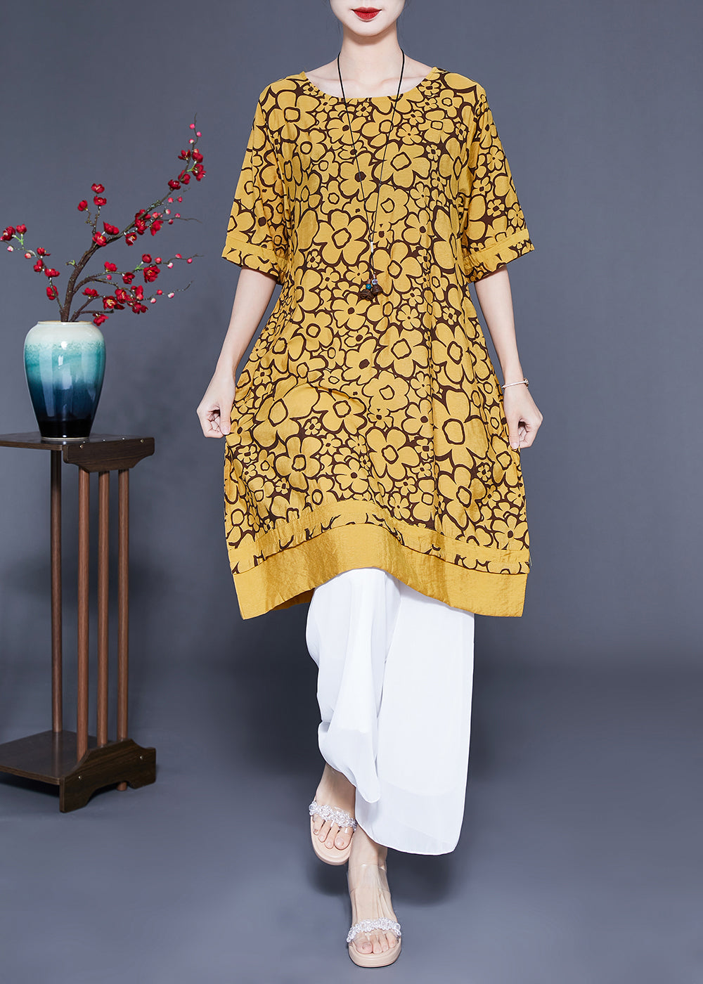 Gracefully Styled Dress for Any Occasion