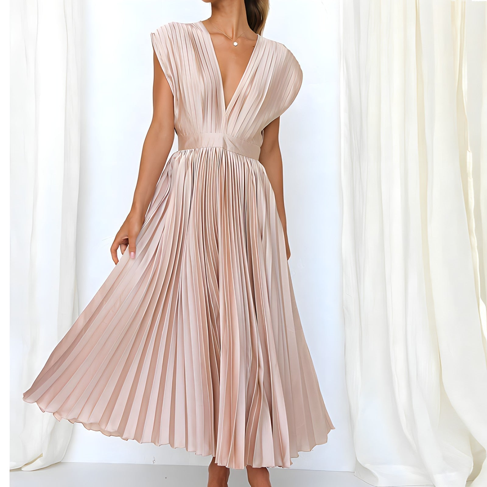 Manuela Chic Dress Designer Edit