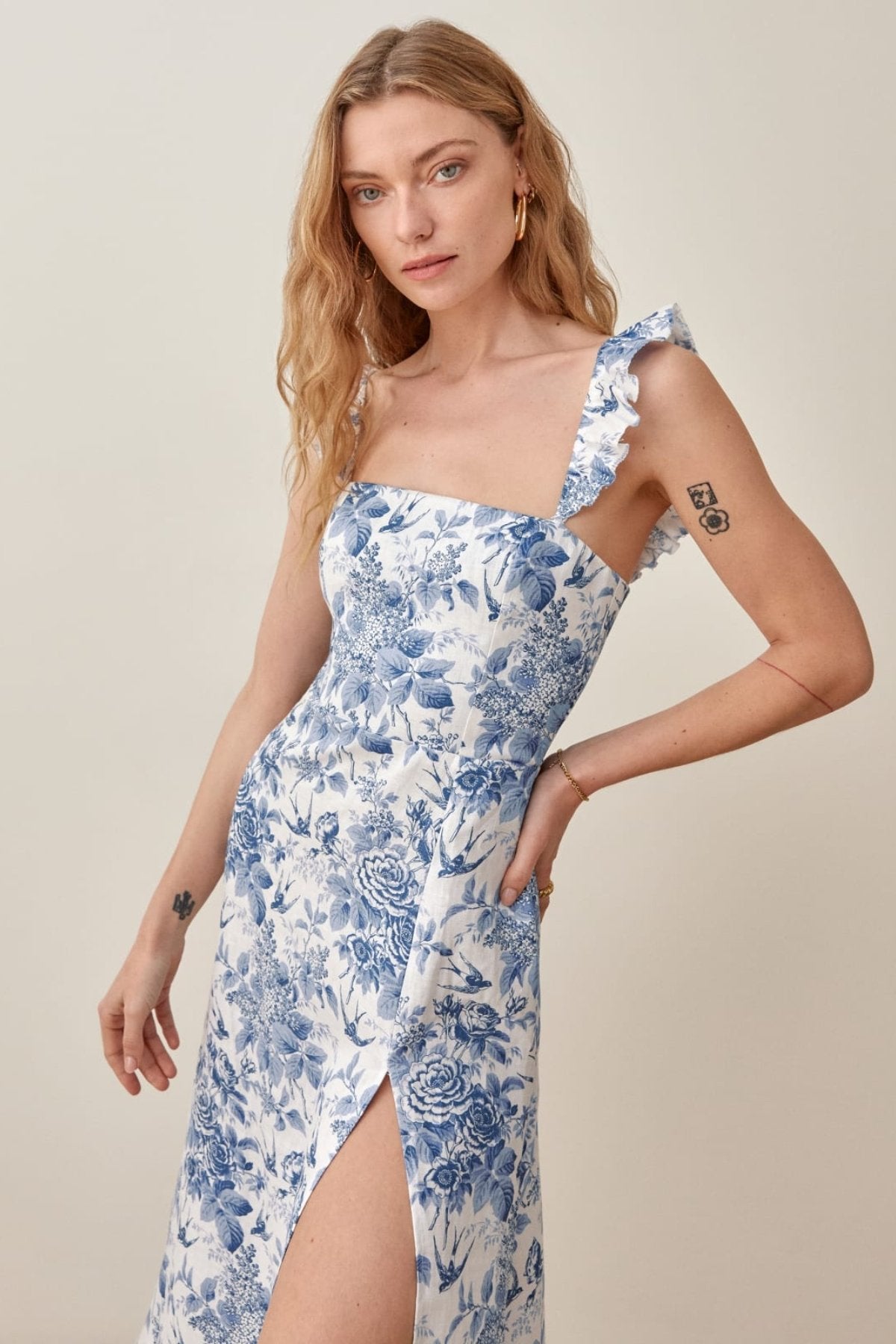 Xara Premium Printed Midi Dress with Ruffle Straps and Slit Evening Wear Edit