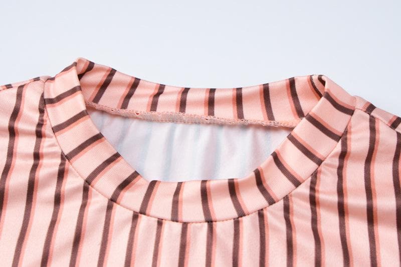 Crewneck body pattern short sleeve striped contrast midi dress