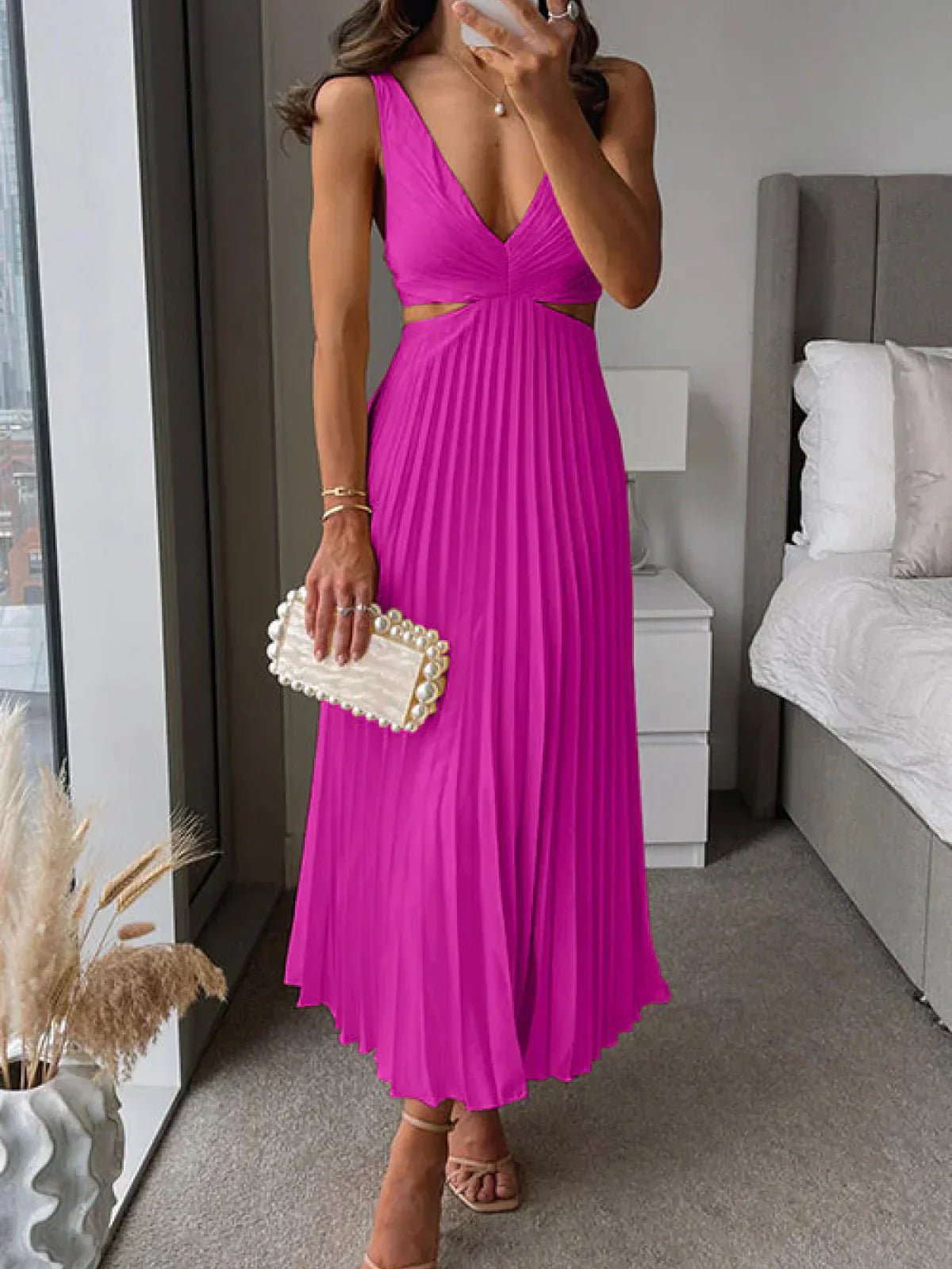 Linda Exclusive Premium Satin Dress Boutique Collection