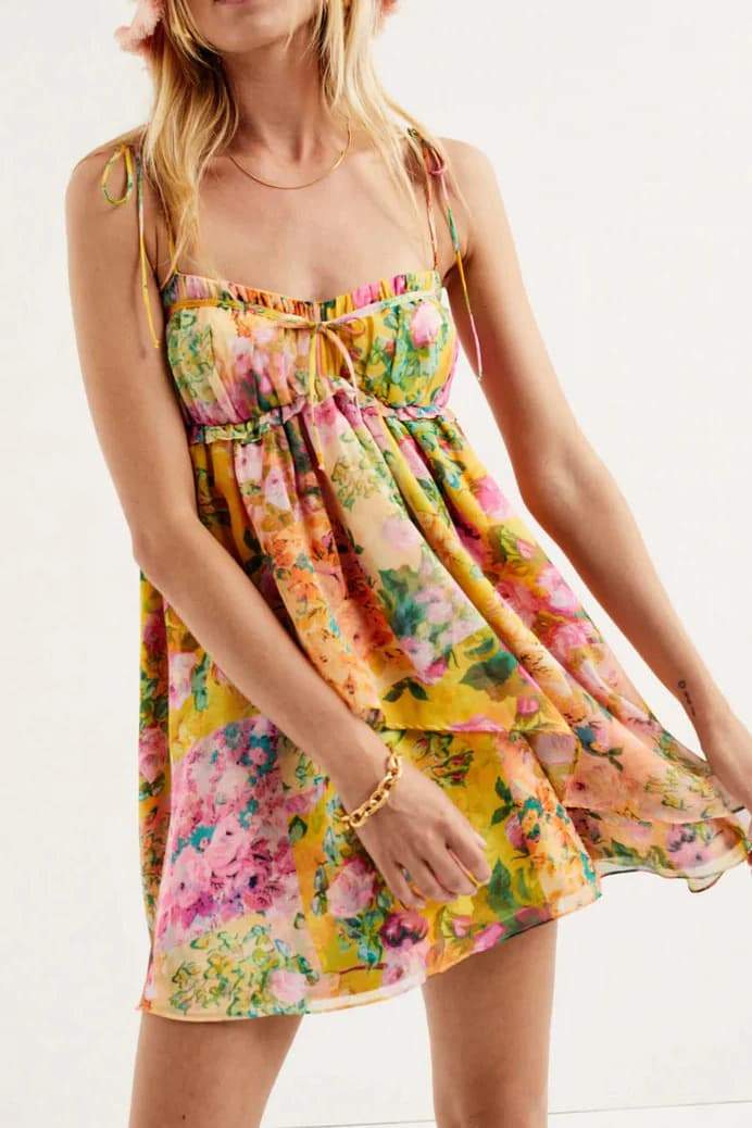 Leonor Minimalist Chiffon Mini Dress with Floral Print Evening Wear Edit