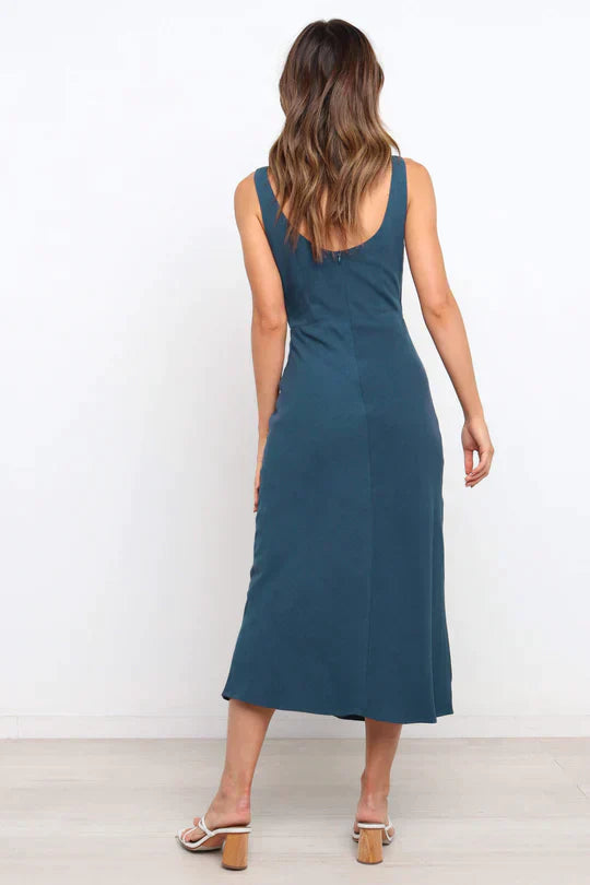 Gudelia Midi Dress in a Wrap Style for Women Refined Casual Wear
