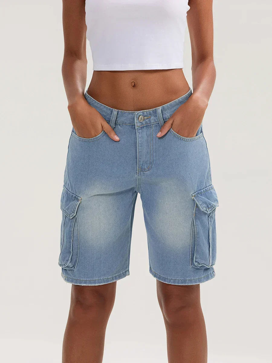 Solid Mid Rise Button Denim Short SKY BLUE / S short-250223